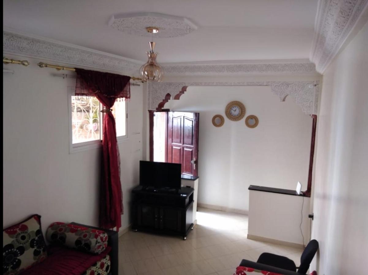 Appartement Meuble Pres Du Grand Souk Elhad Agadir Exteriör bild